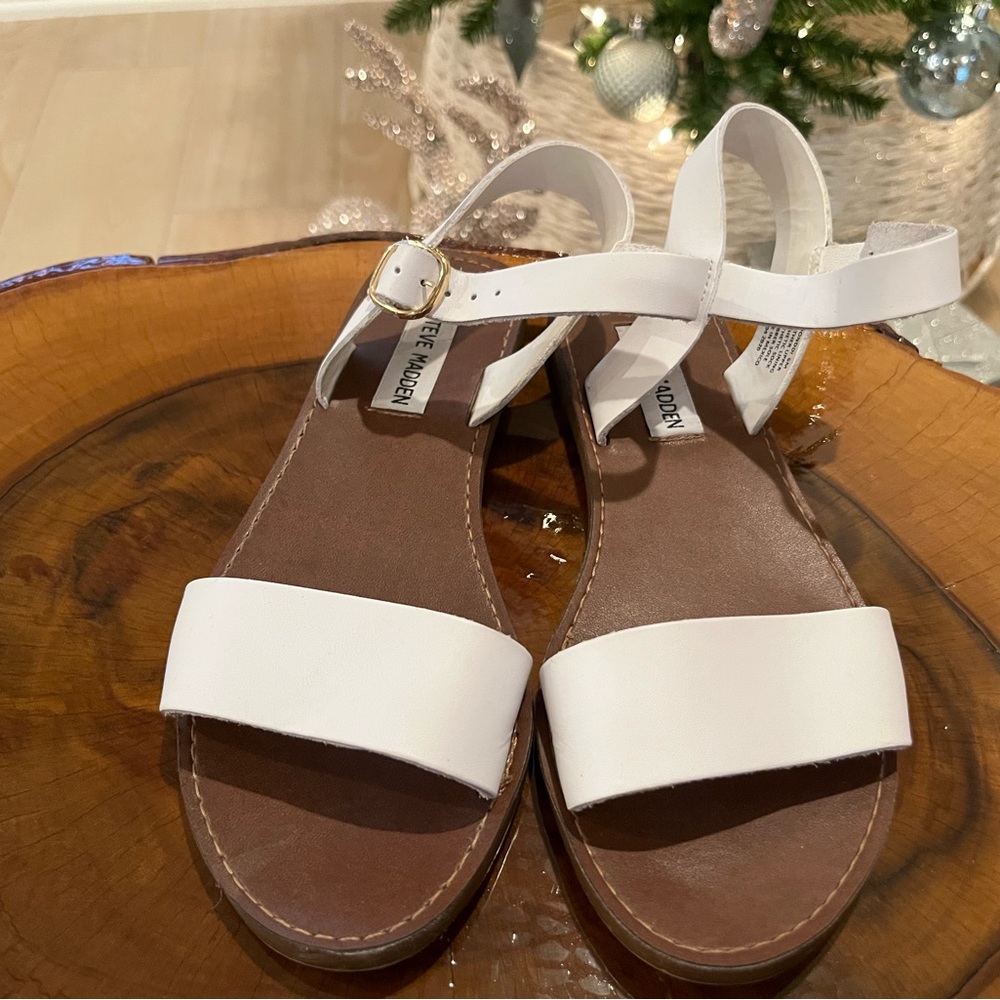 Steve Madden sandals